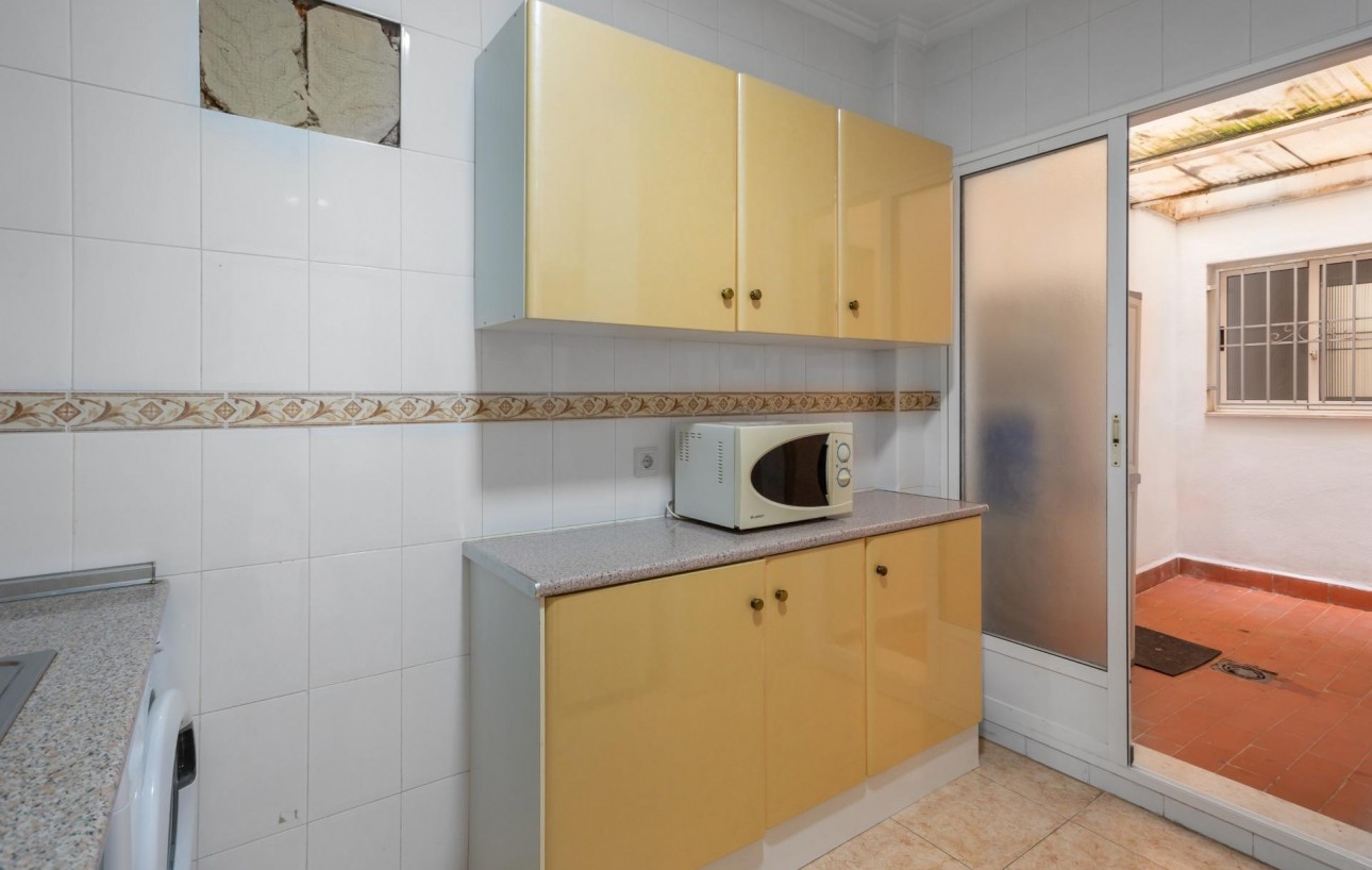 Resale - Wohnung - Torrevieja - Centro