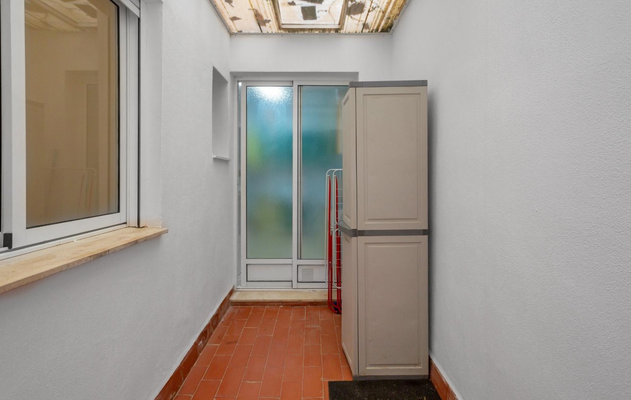 Resale - Wohnung - Torrevieja - Centro