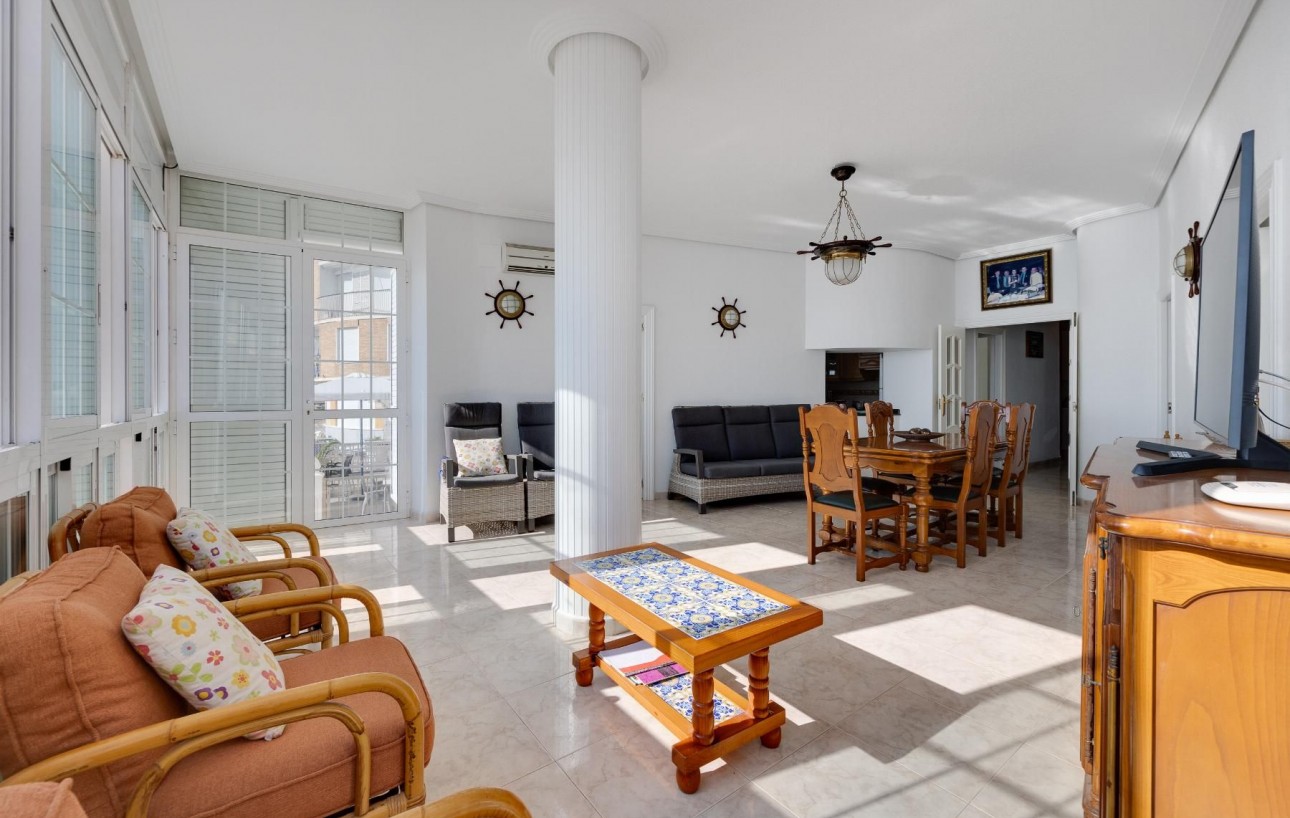 Revente - Appartement - Torrevieja - Acequion