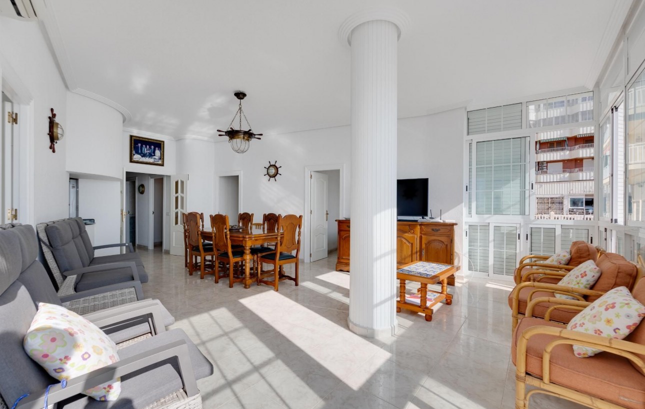 Revente - Appartement - Torrevieja - Acequion