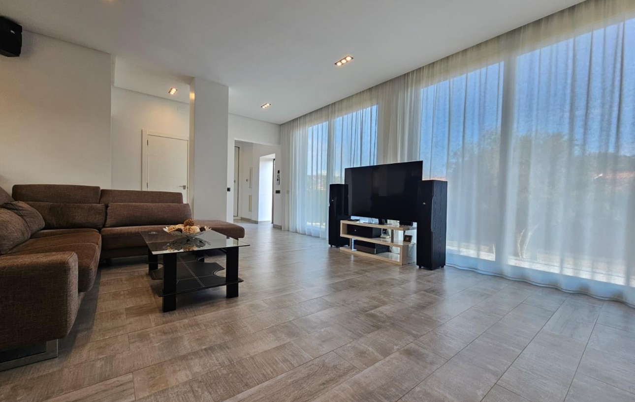 Resale - Villa de Lujo - Torrevieja - Los Angeles