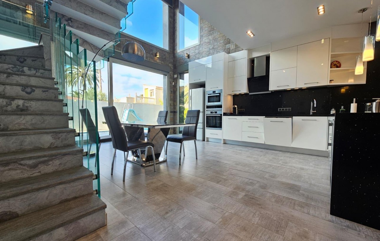 Resale - Villa de Lujo - Torrevieja - Los Angeles