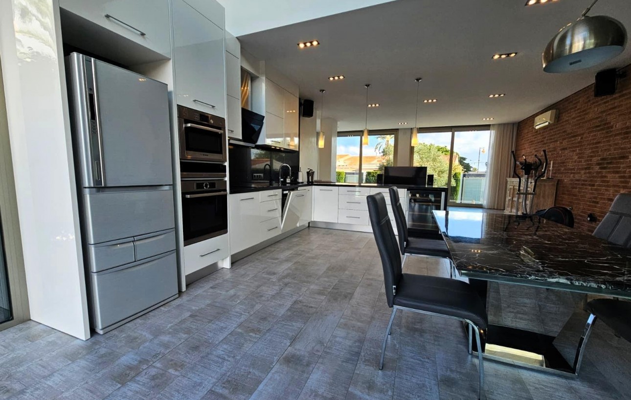 Resale - Villa de Lujo - Torrevieja - Los Angeles