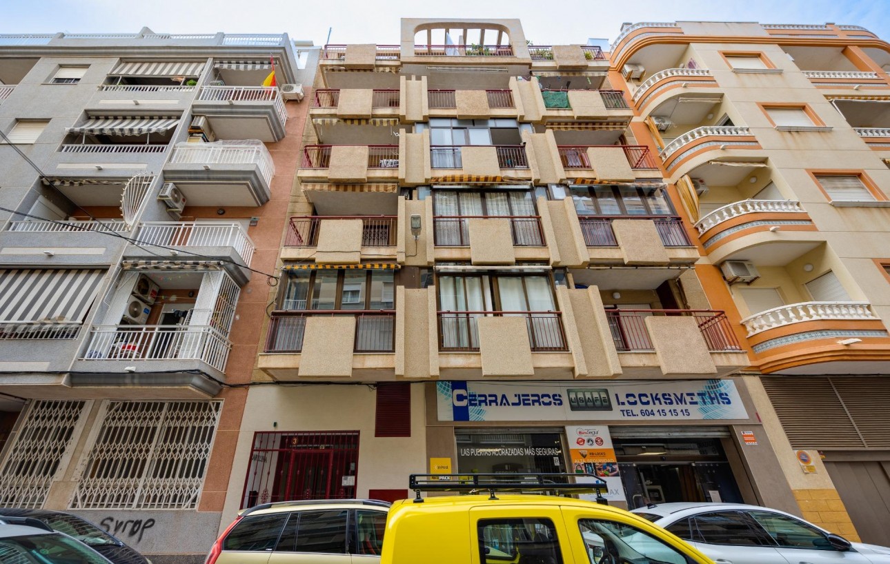 Revente - Étude - Torrevieja - Habaneras