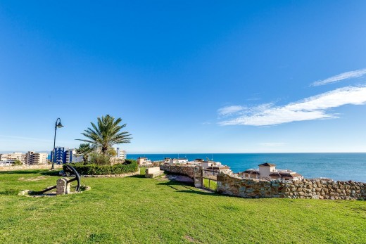 Sale - Chalet - Torrevieja - Los Frutales