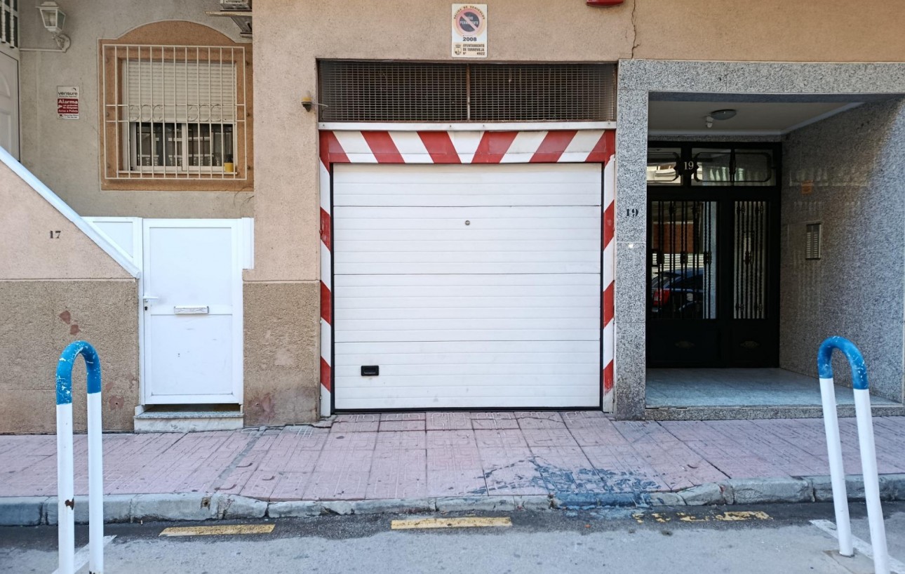 Sale - Garage - Torrevieja - Parque de las Naciones