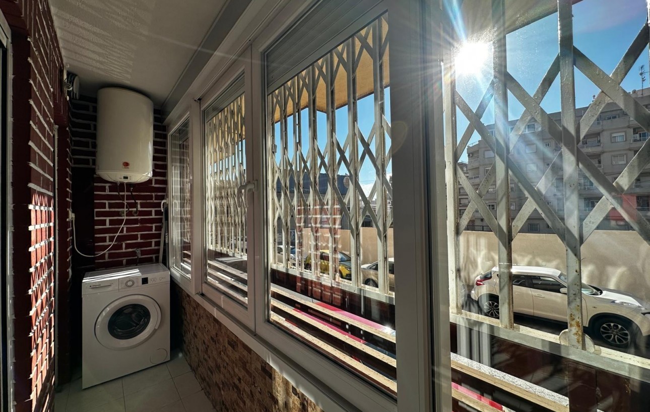 Sale - Apartment - Torrevieja - torrevieja