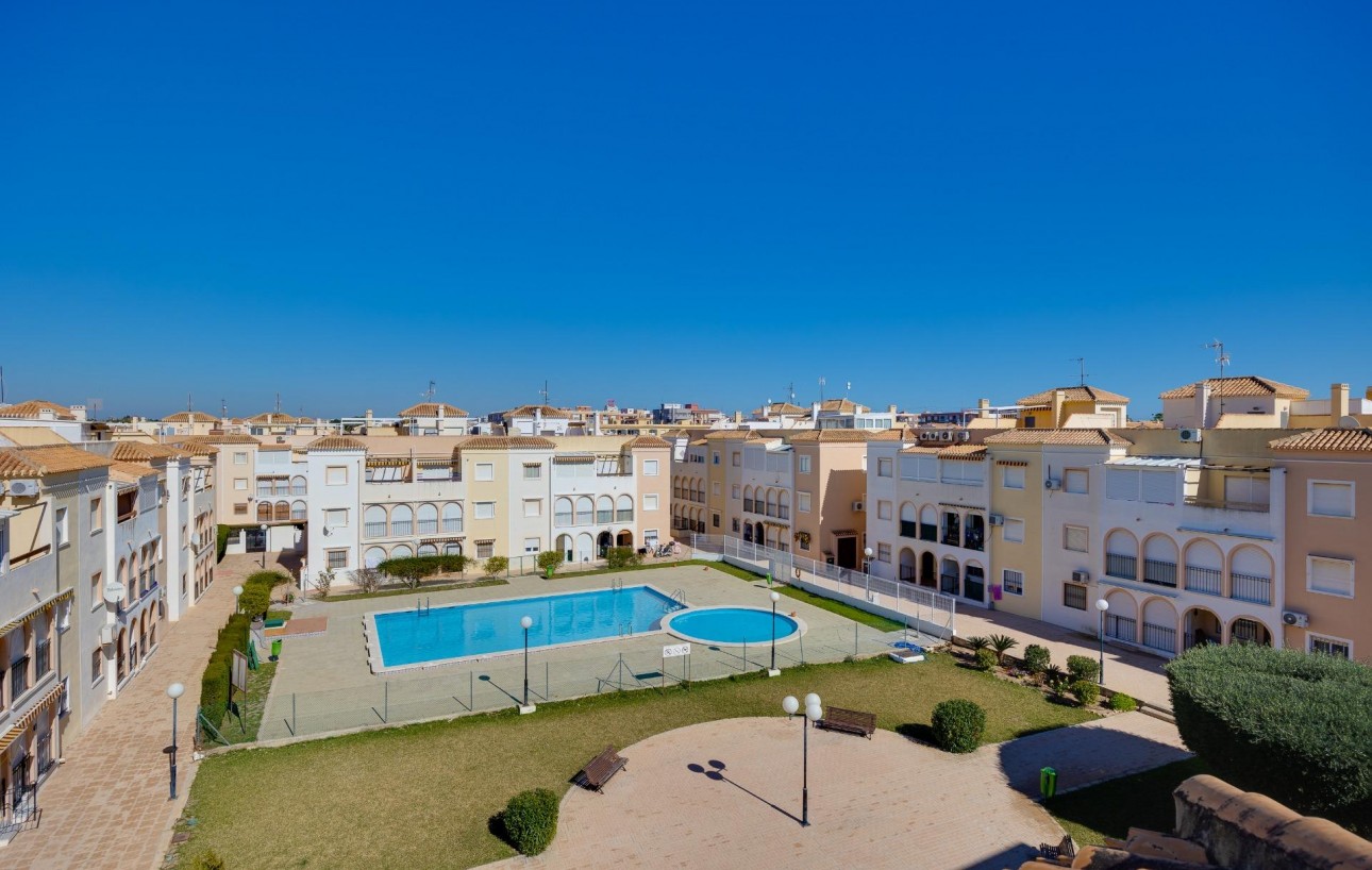Resale - Lägenhet - Torrevieja - Playa de los Naufragos