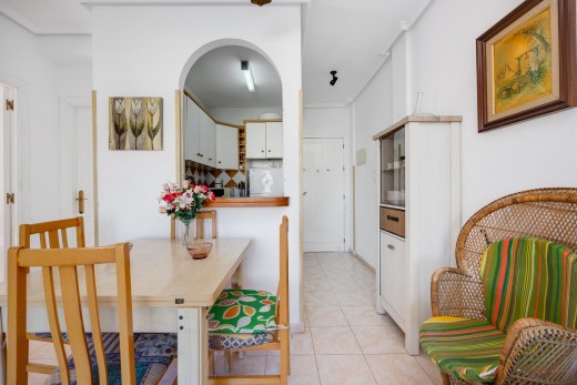 Resale - Lägenhet - Torrevieja - Playa de los Naufragos