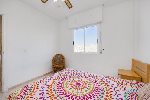 Resale - Lägenhet - Torrevieja - Playa de los Naufragos