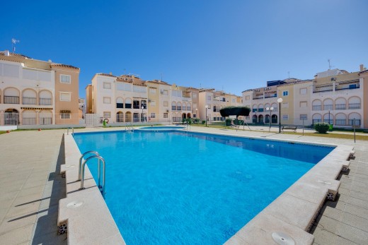 Resale - Lägenhet - Torrevieja - Playa de los Naufragos