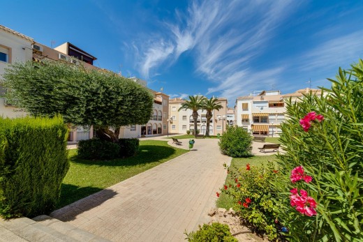Resale - Lägenhet - Torrevieja - Playa de los Naufragos