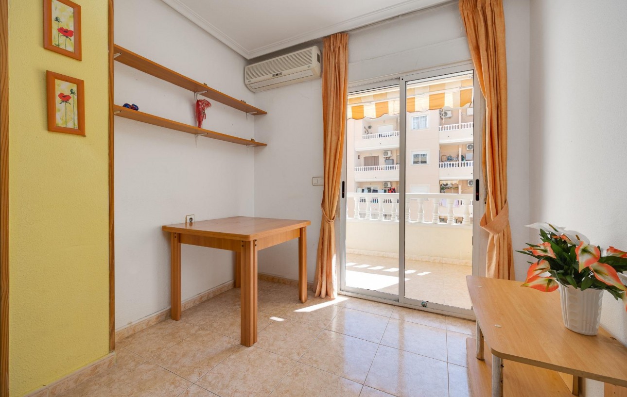 Sale - Apartment - Torrevieja - El molino