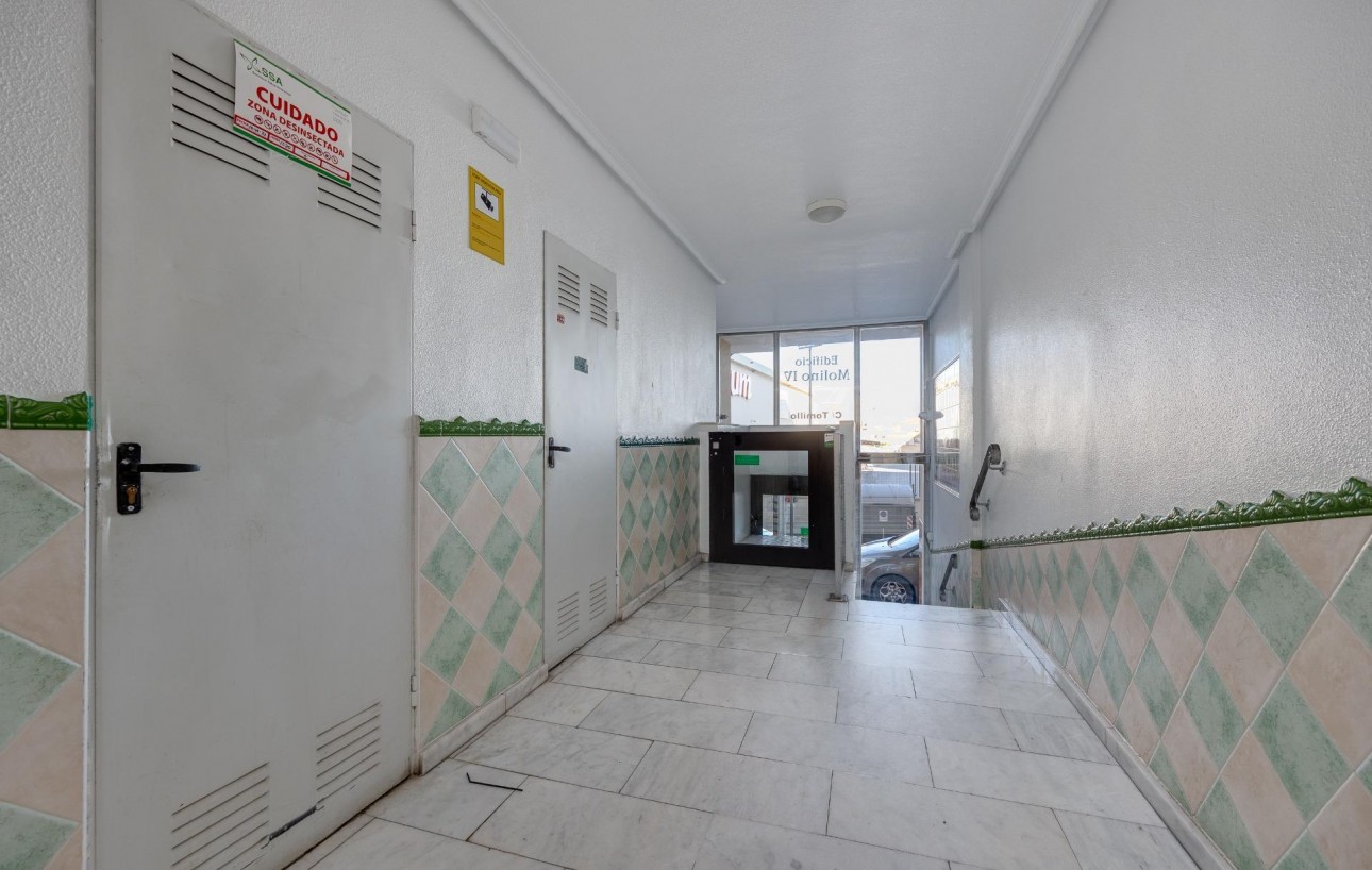 Sale - Apartment - Torrevieja - El molino