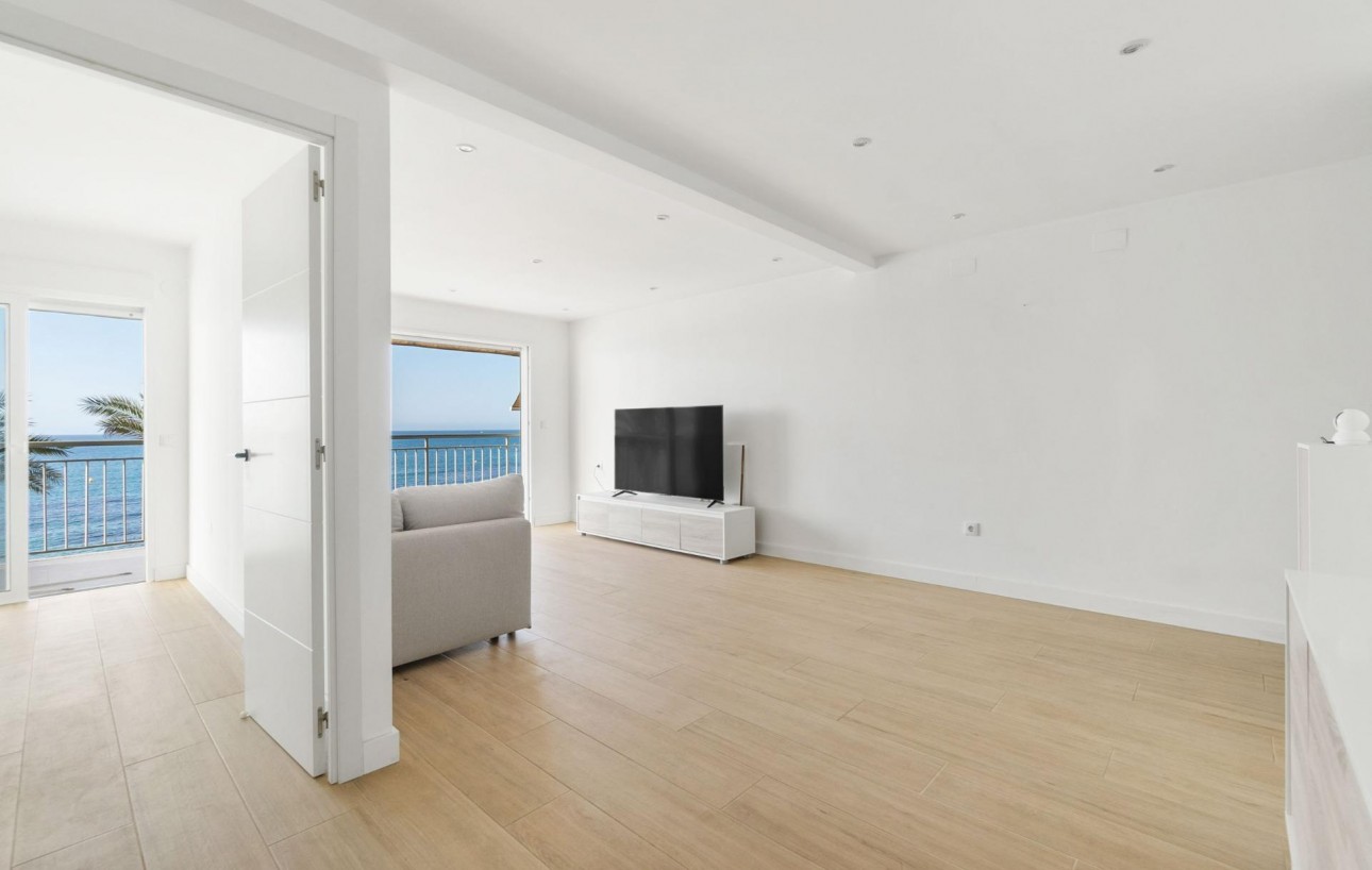 Venta - Apartamento - Torrevieja - Paseo maritimo