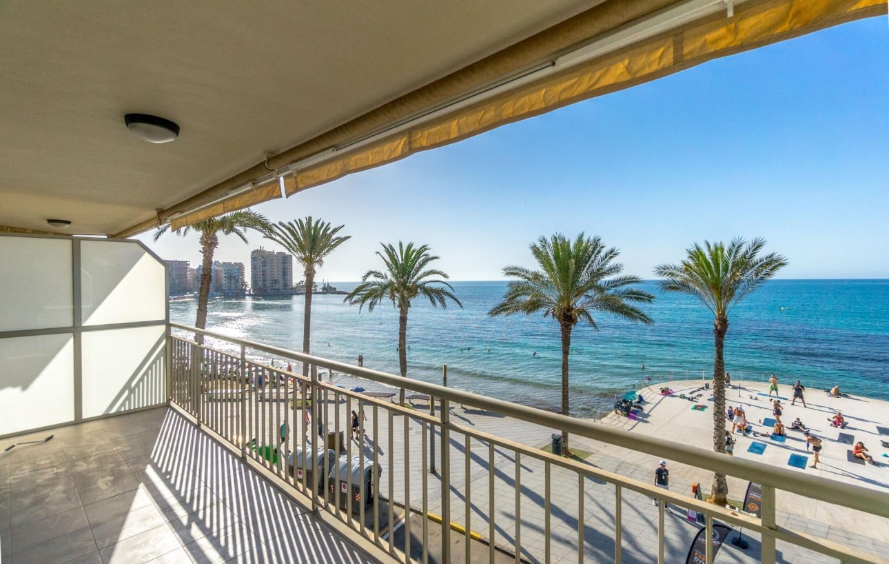 Venta - Apartamento - Torrevieja - Paseo maritimo
