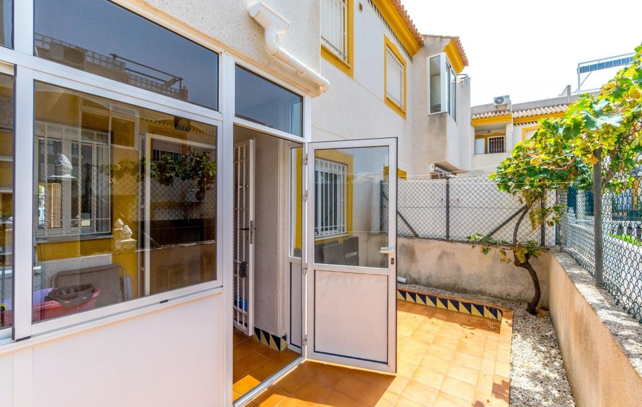 Sale - Planta baja - Torrevieja - El molino