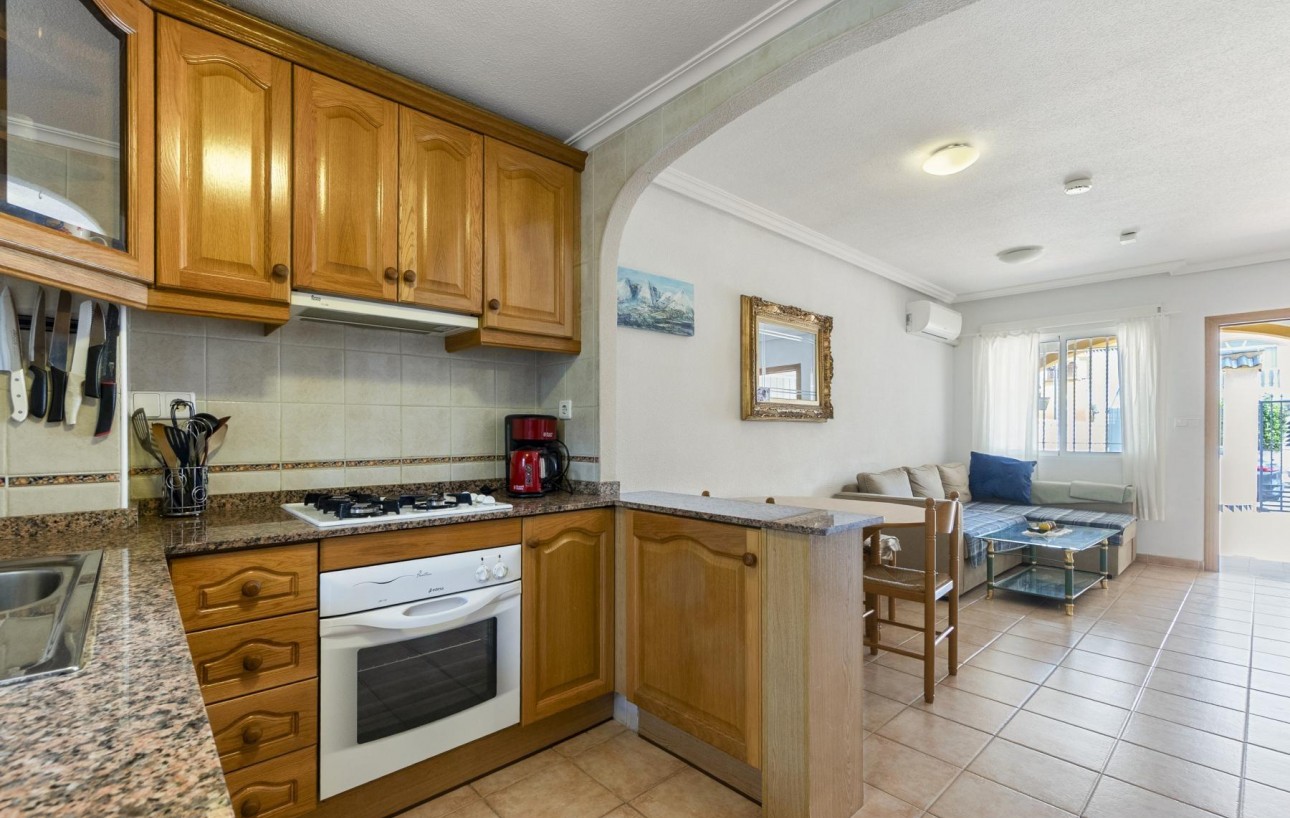 Sale - Planta baja - Torrevieja - El molino