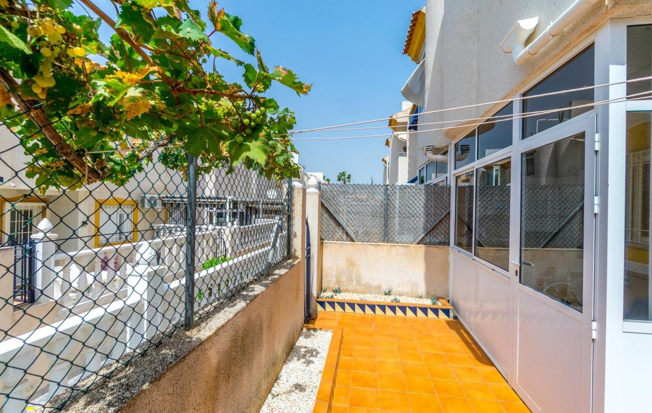 Sale - Planta baja - Torrevieja - El molino