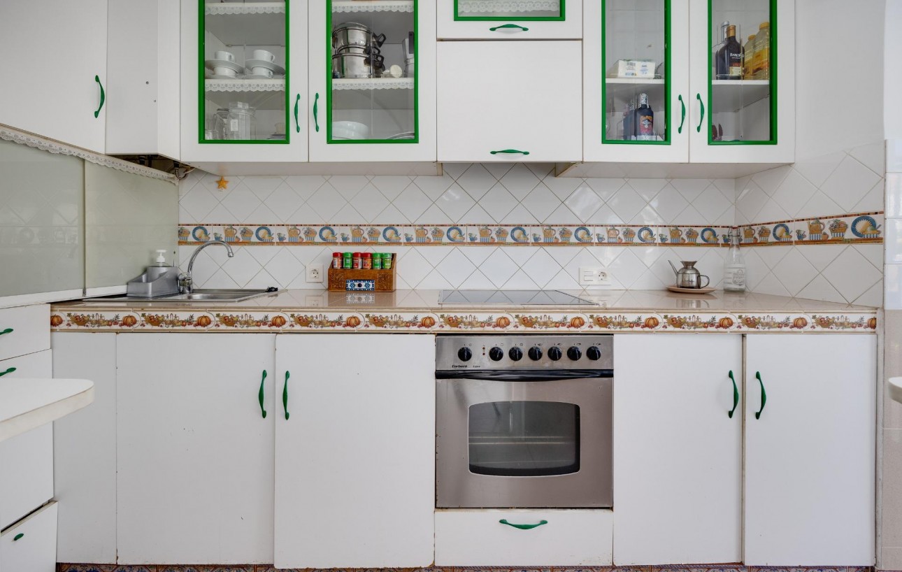 Resale - Bungalow Planta Baja - Torrevieja - Playa de los Naufragos