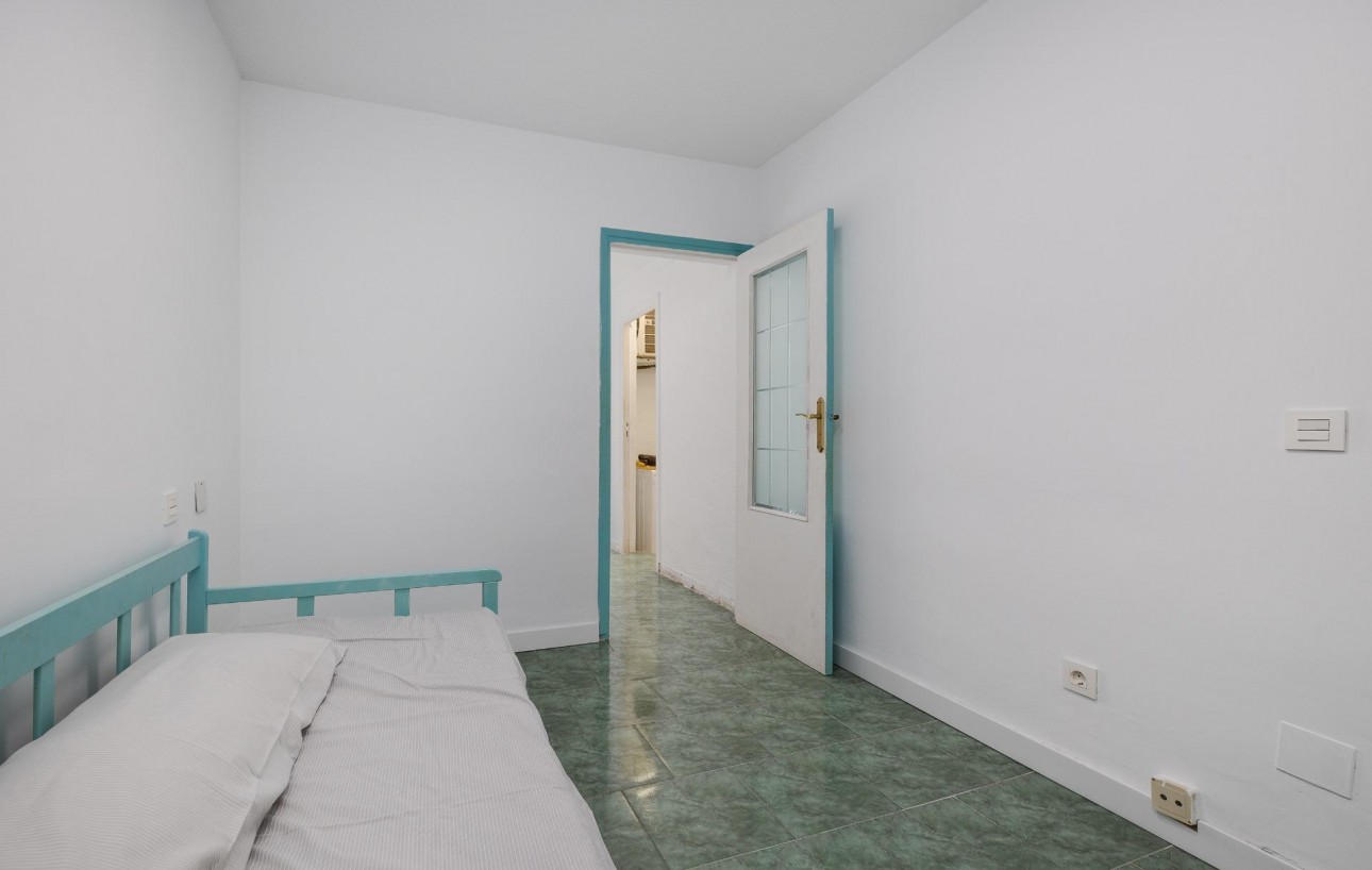 Resale - Bungalow Planta Baja - Torrevieja - Playa de los Naufragos