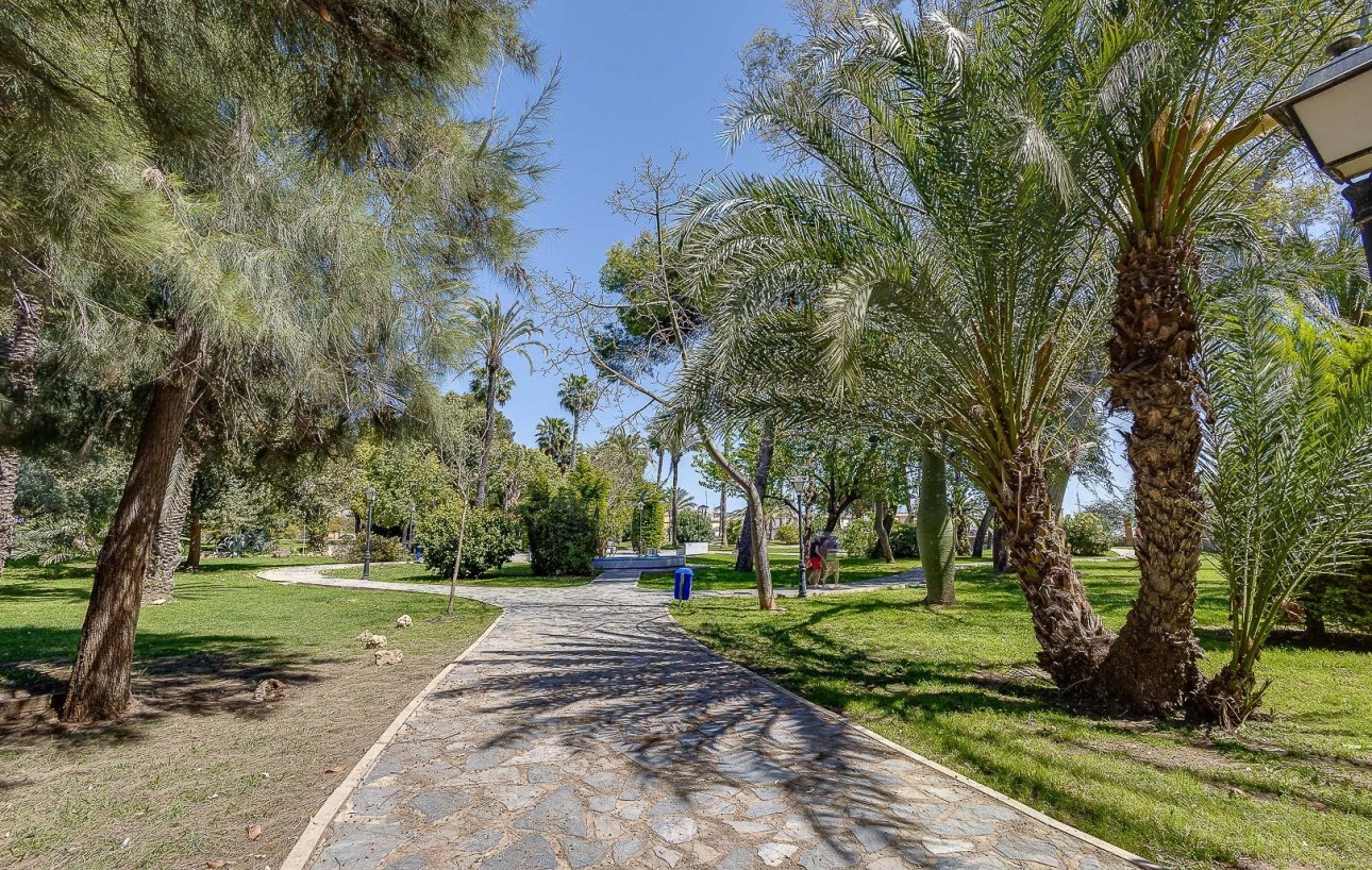 Resale - Bungalow Planta Baja - Torrevieja - Playa de los Naufragos