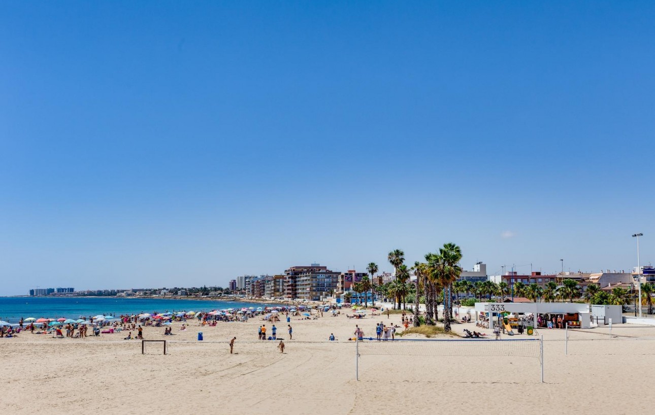 Resale - Bungalow Planta Baja - Torrevieja - Playa de los Naufragos