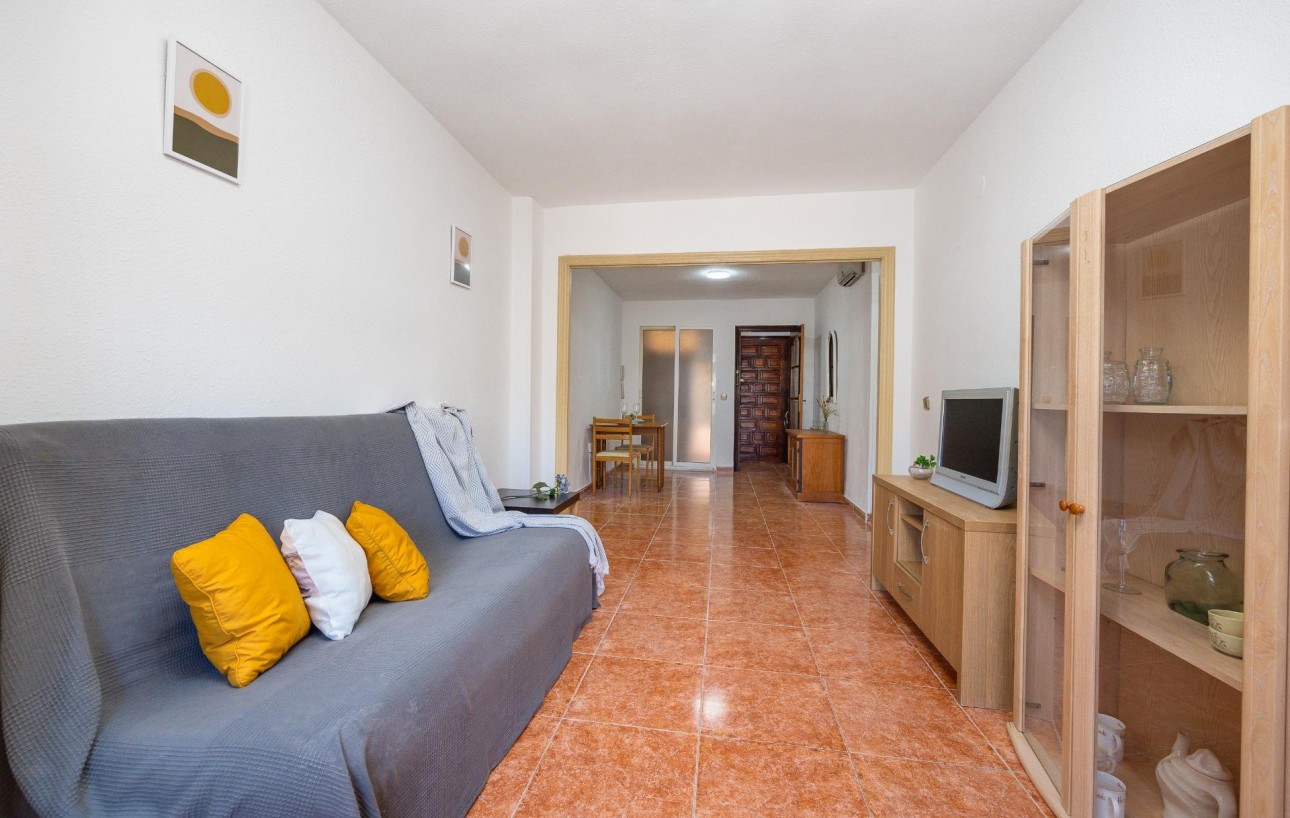 Venta - Apartamento - Torrevieja - Playa de los Naufragos