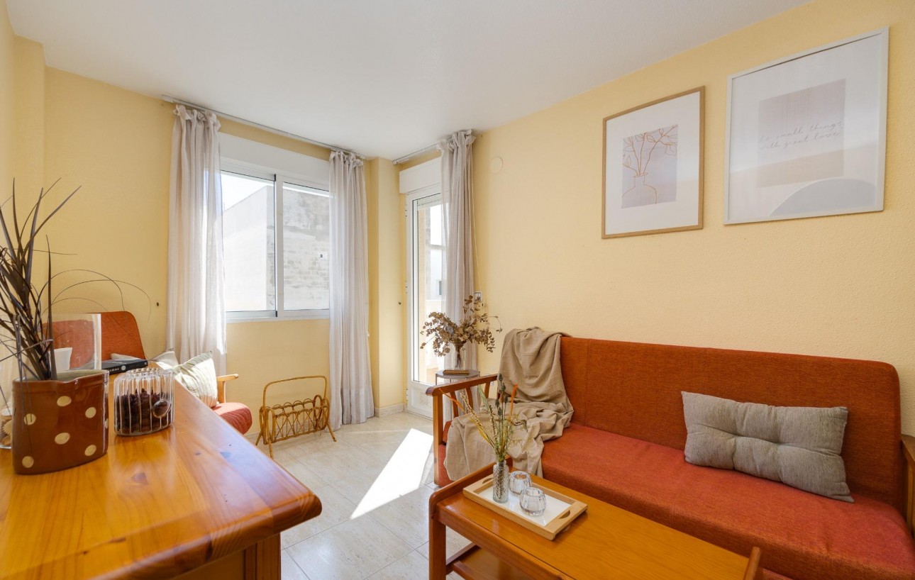 Resale - Wohnung - Torrevieja - Playa del cura