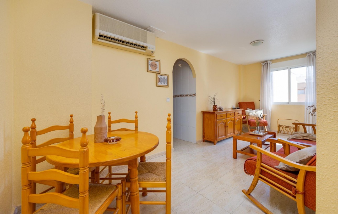 Resale - Wohnung - Torrevieja - Playa del cura