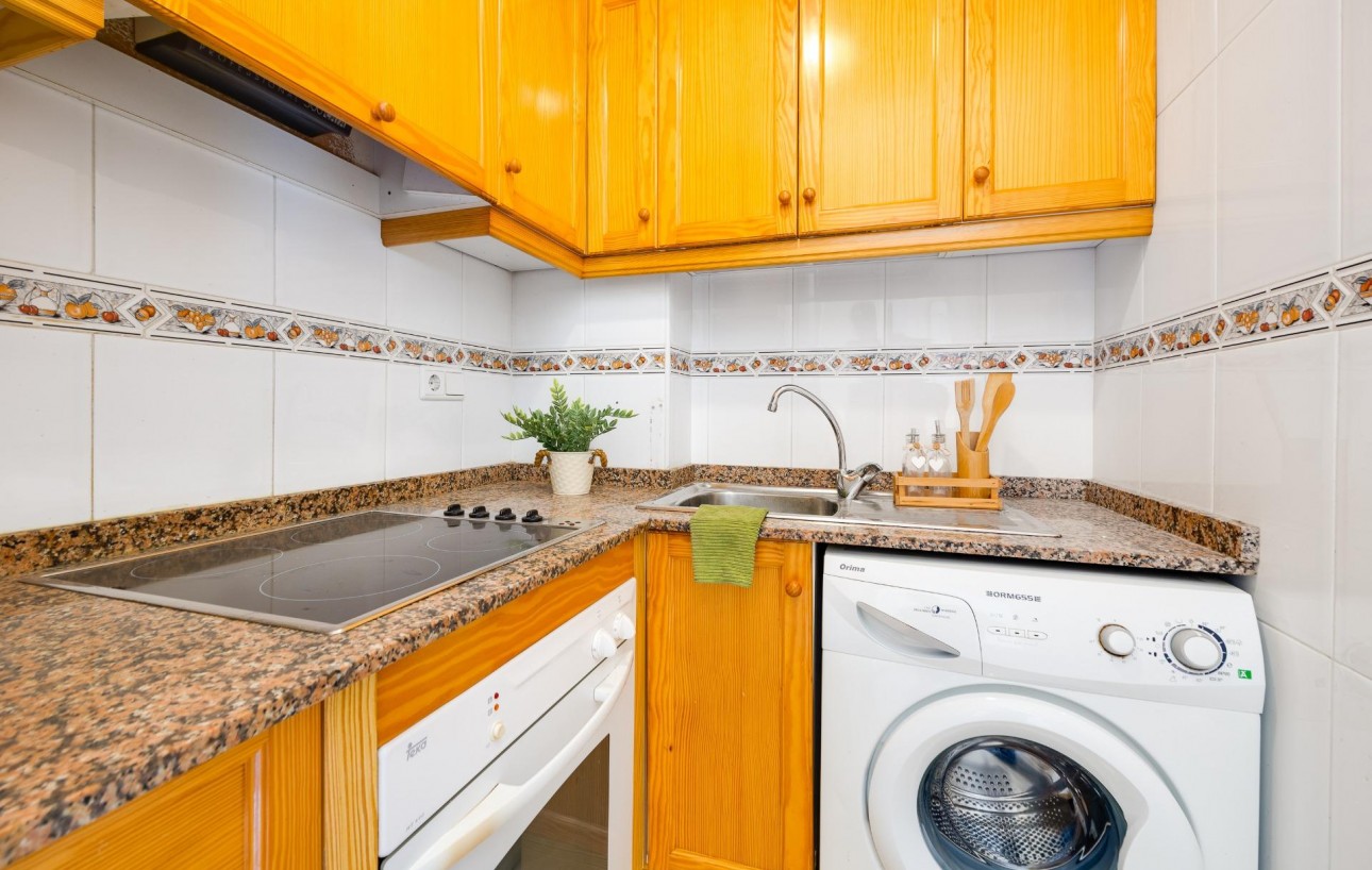 Resale - Wohnung - Torrevieja - Playa del cura