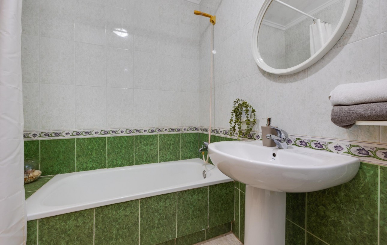 Resale - Wohnung - Torrevieja - Playa del cura