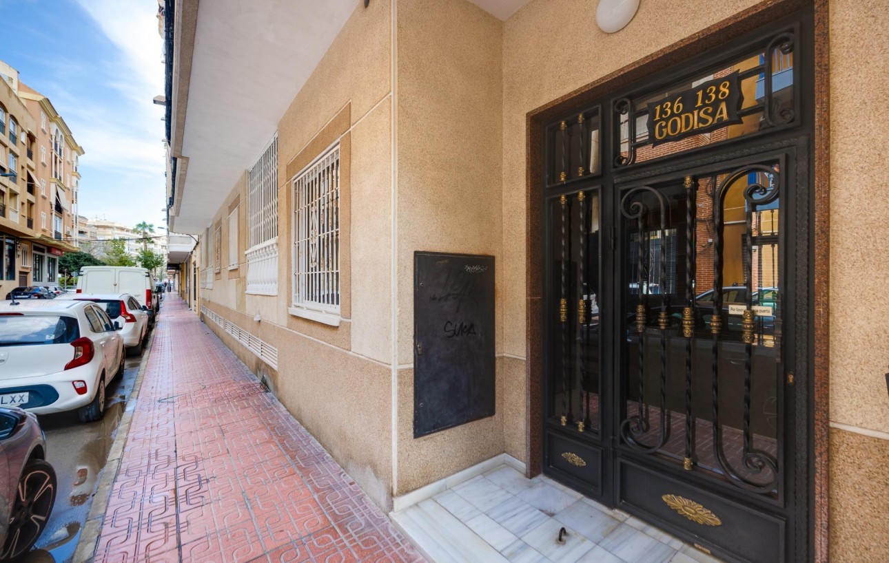 Resale - Wohnung - Torrevieja - Playa del cura