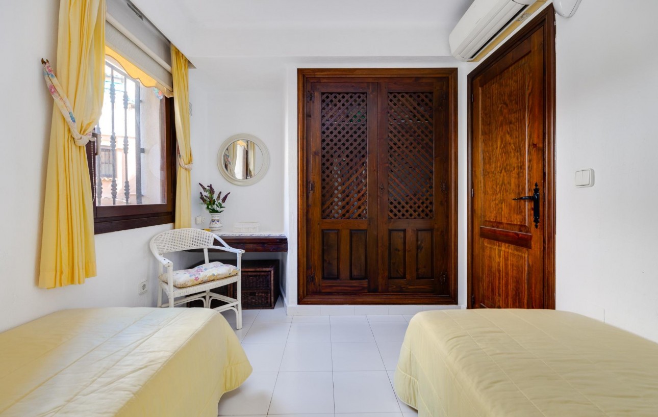 Resale - Wohnung - Torrevieja - Playa de los locos