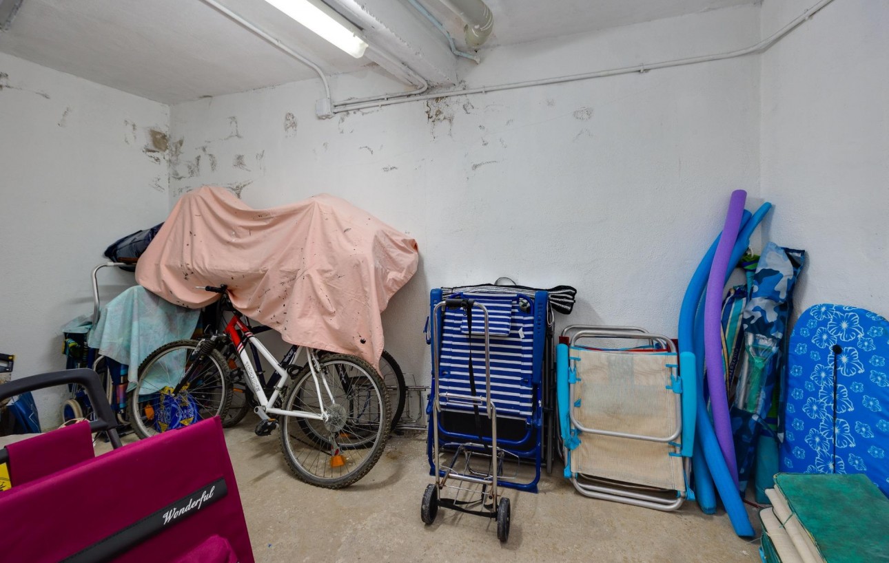 Resale - Wohnung - Torrevieja - Playa de los locos