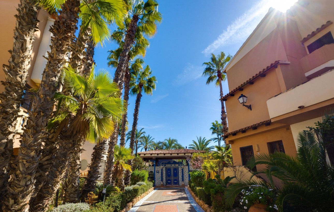 Resale - Wohnung - Torrevieja - Playa de los locos