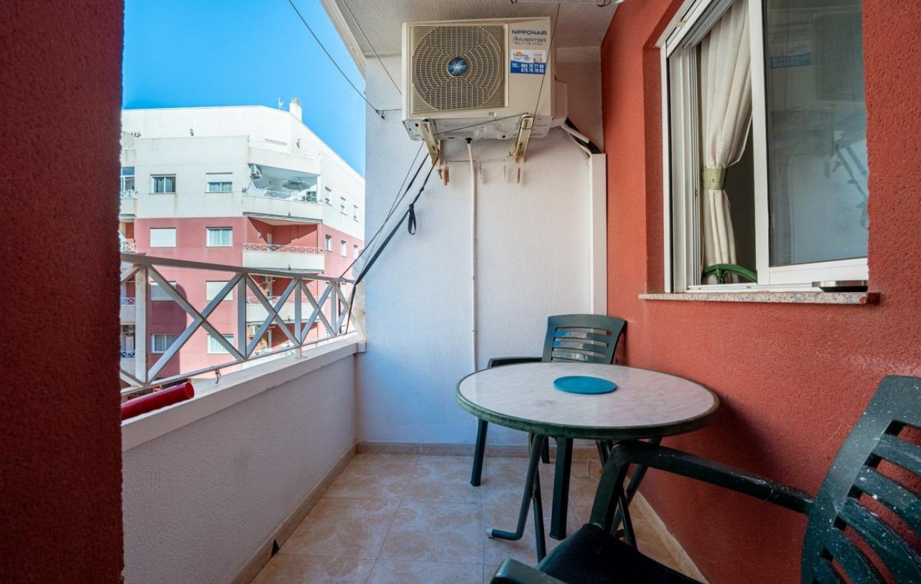 Resale - Piso - Torrevieja - Centro