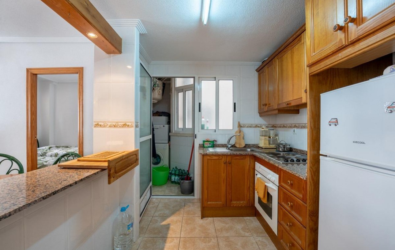 Resale - Piso - Torrevieja - Centro