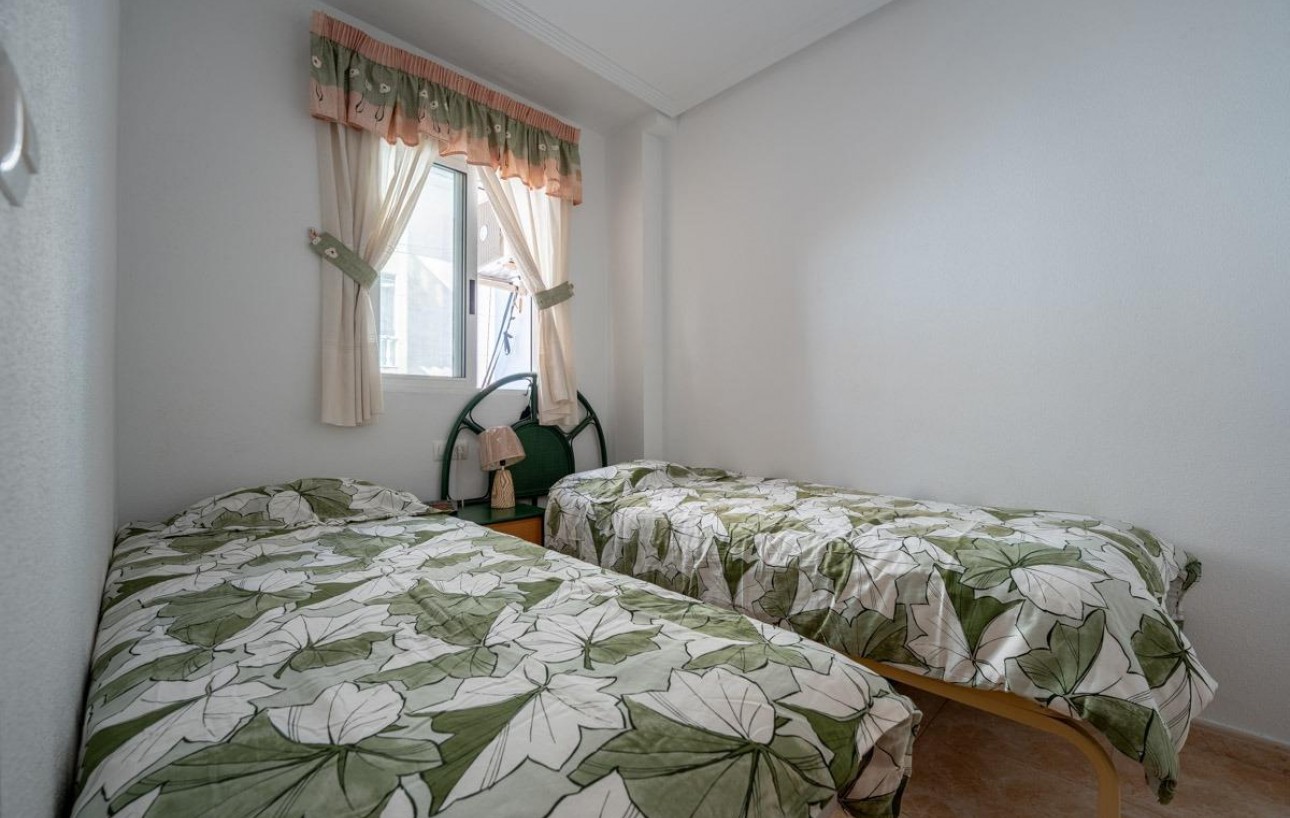 Resale - Piso - Torrevieja - Centro