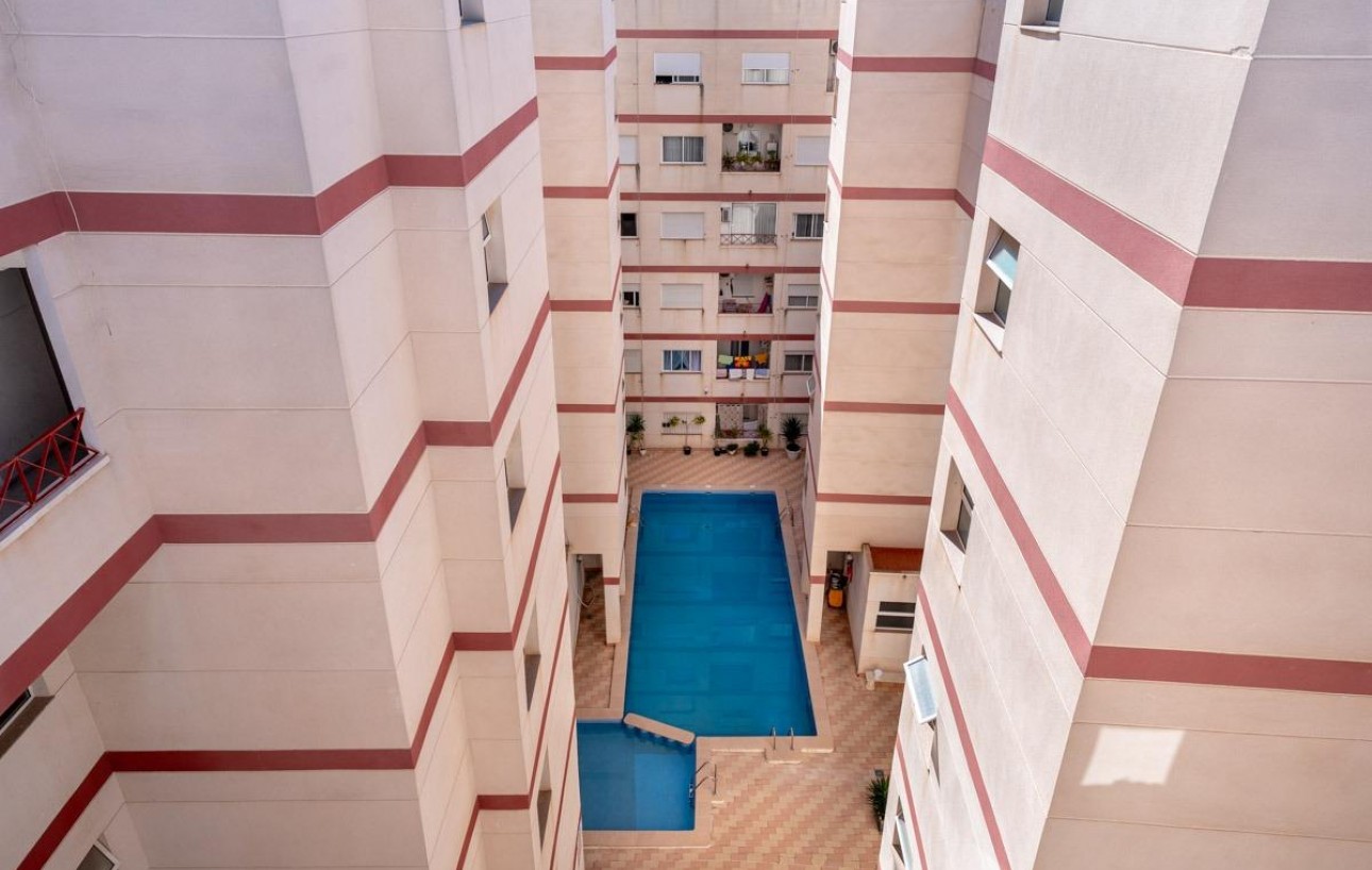 Resale - Piso - Torrevieja - Centro