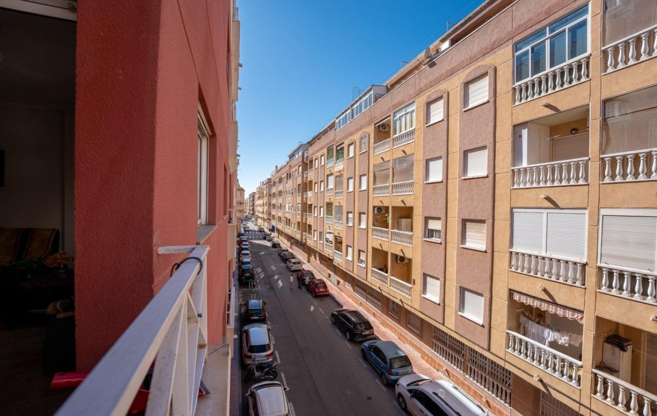 Resale - Piso - Torrevieja - Centro