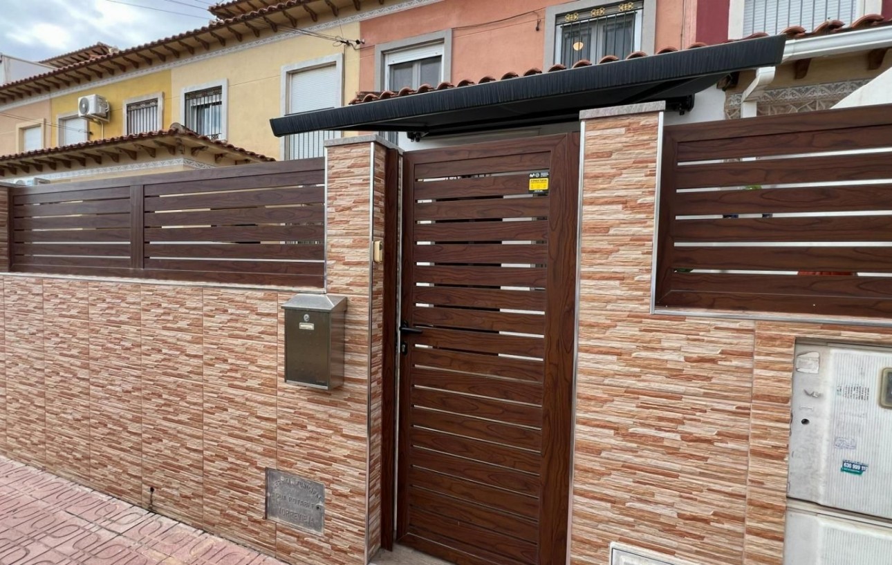 Venta - Bungalow - Torrevieja - Torretas
