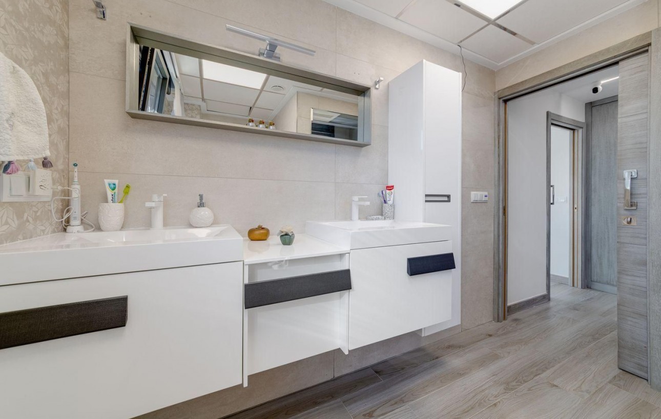 Venta - Villa - Torrevieja - Zona los Frutales