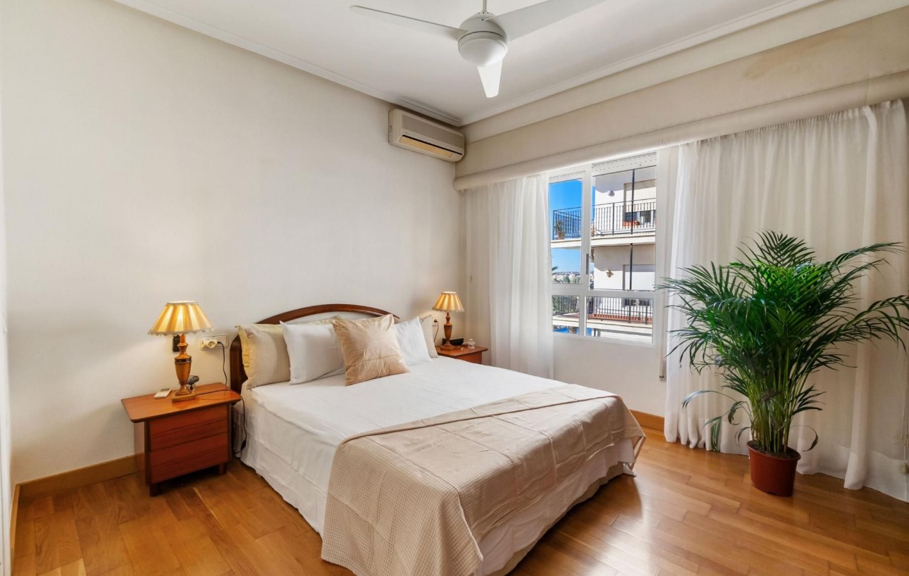 Resale - Lägenhet - Torrevieja - torrevieja