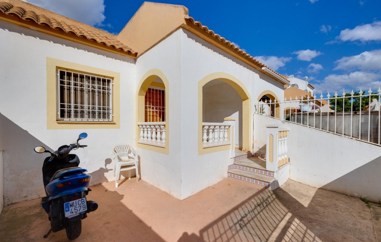 Venta - Chalet - Torrevieja - El limonar