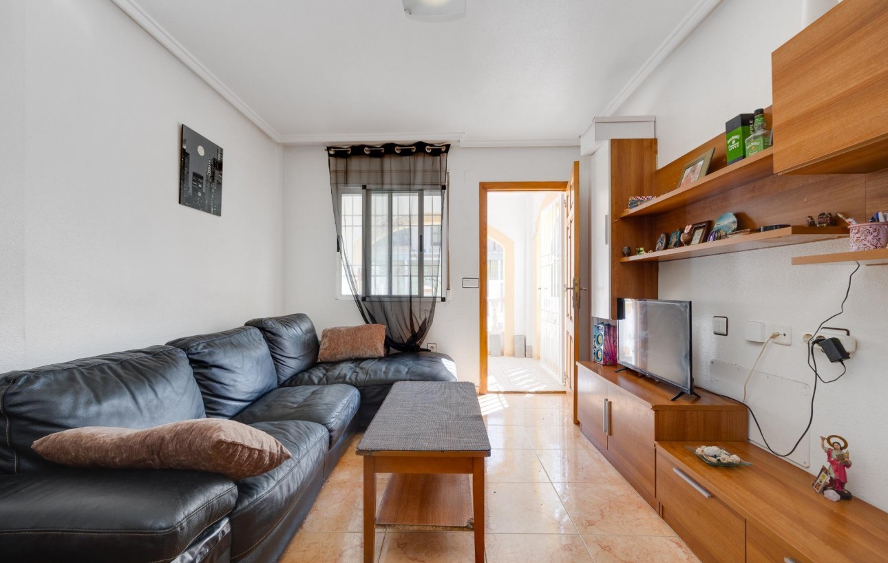 Venta - Chalet - Torrevieja - El limonar