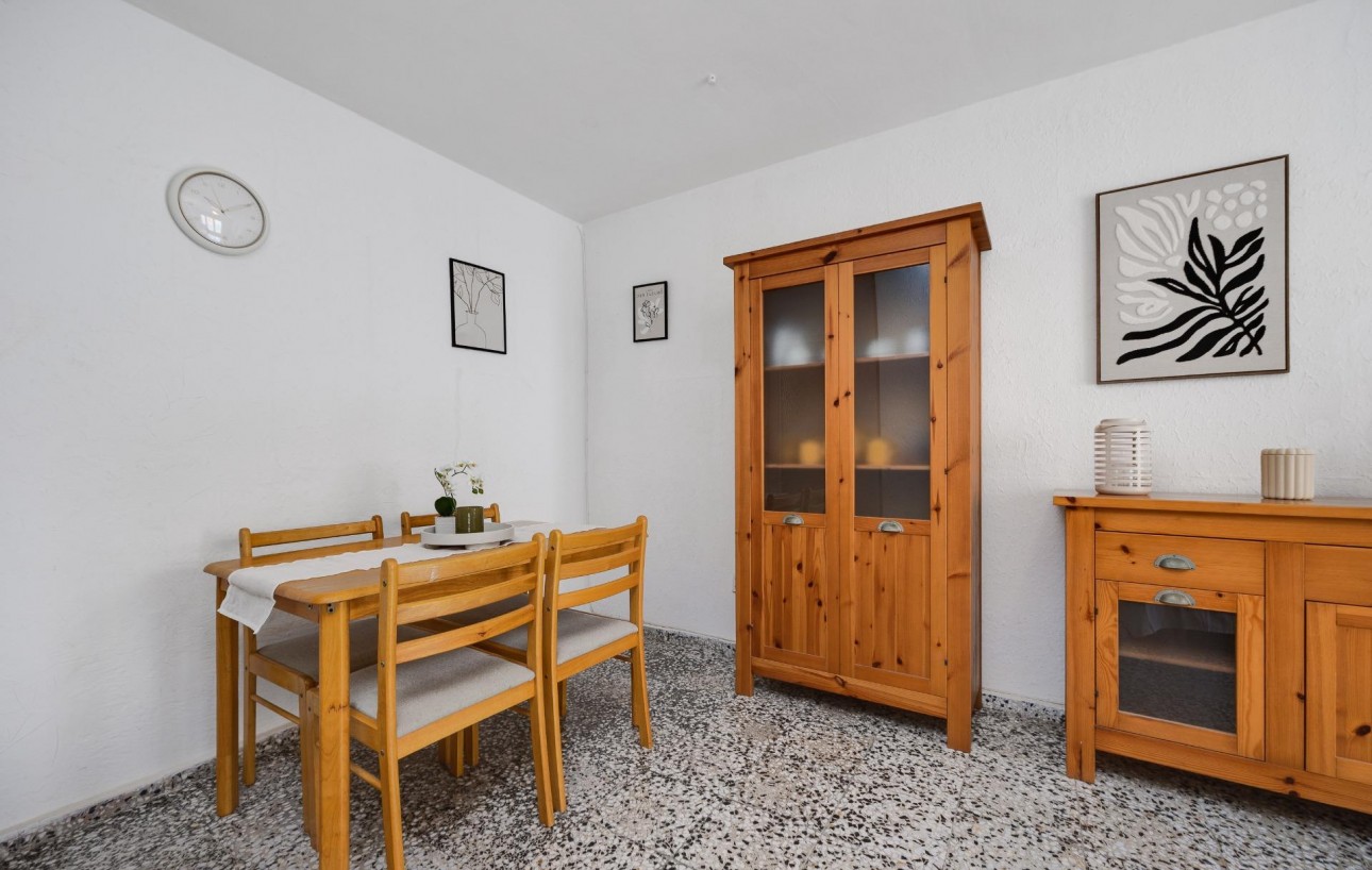 Sale - Apartment - Torrevieja - La Mata