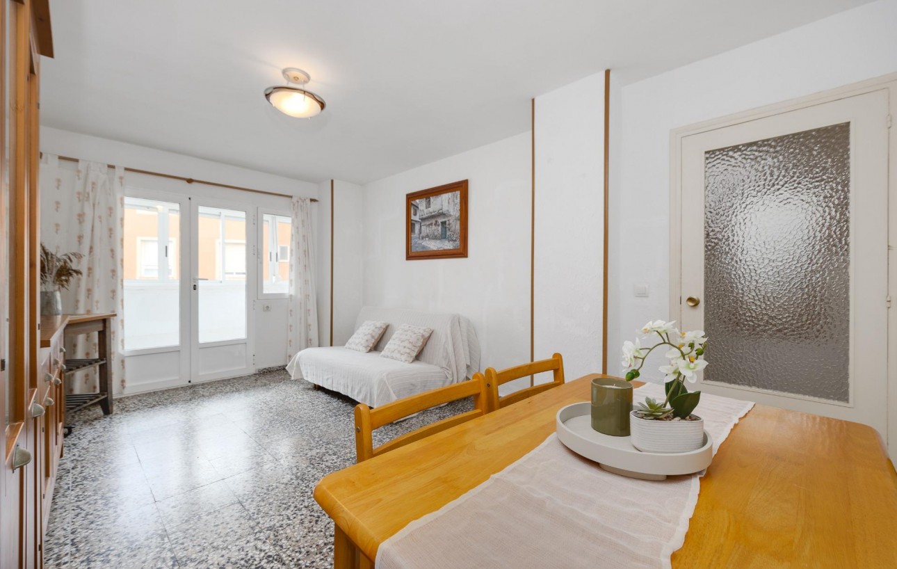 Sale - Apartment - Torrevieja - La Mata