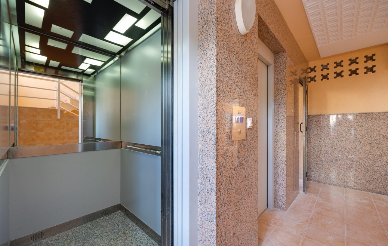 Sale - Apartment - Torrevieja - La Mata