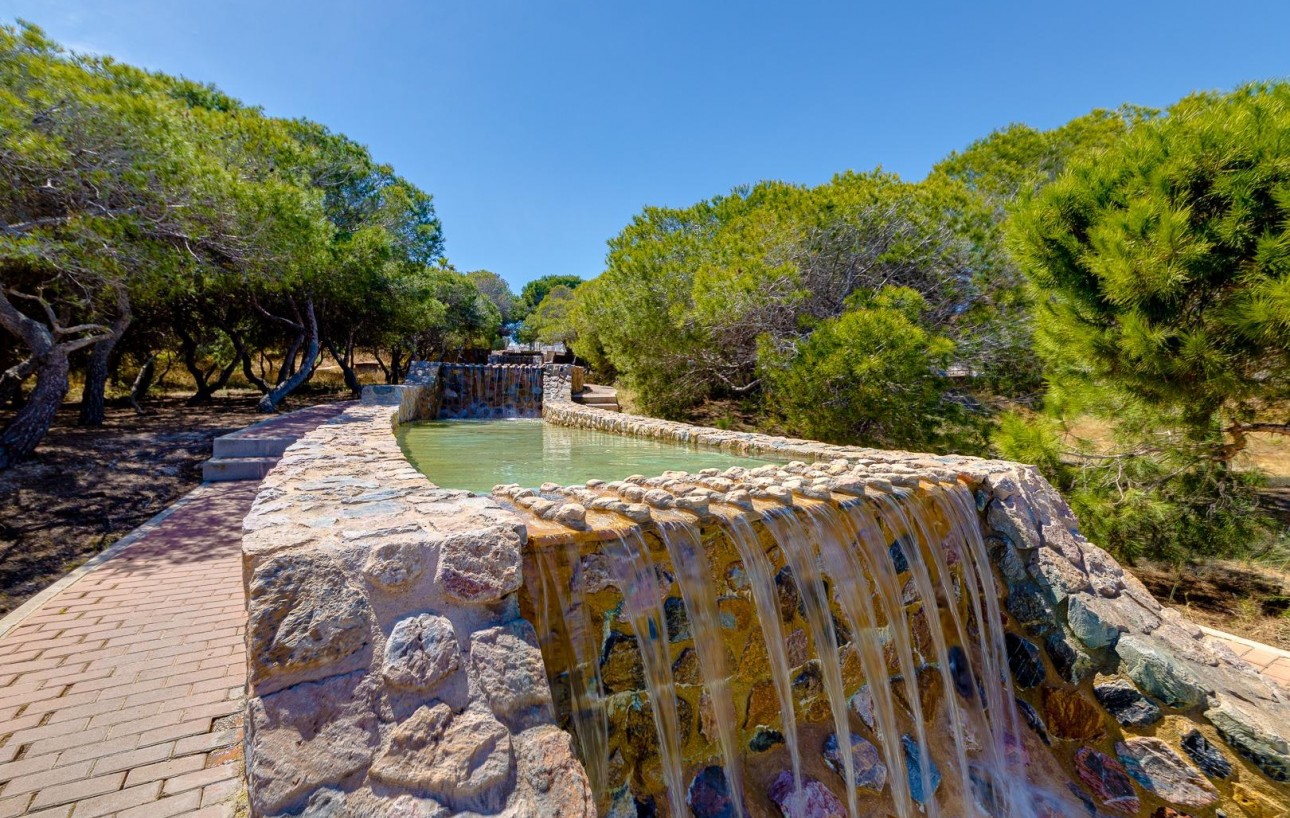 Sale - Apartment - Torrevieja - La Mata